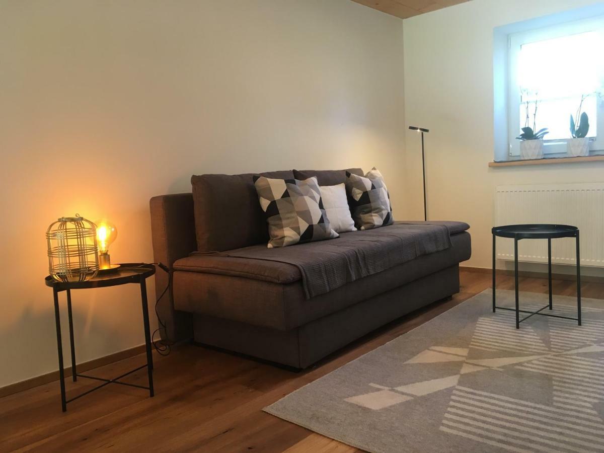 Wohnung In Zentraler Lage Im Rheintal Гётцис Экстерьер фото